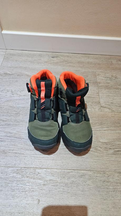 Predám adidas terrex, adidas,37