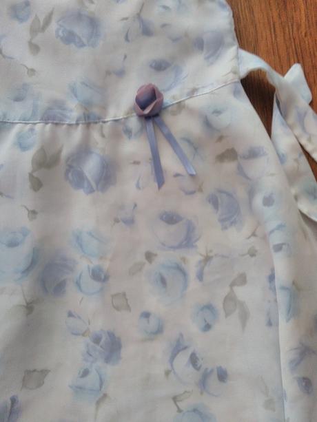 Šatičky, adams,122