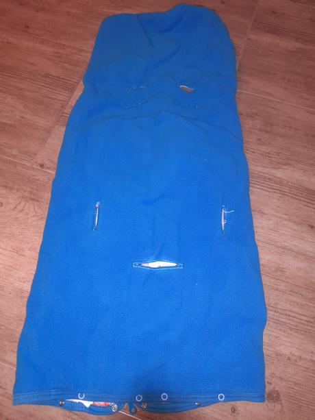 Fusak do autosedacky, richelieu