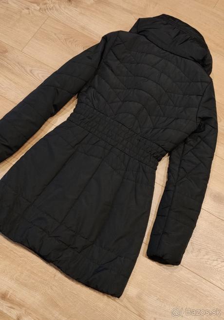 Vypasovaná vetrovka, veľ. 36, 36