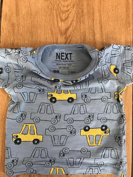 Krásne tríčko zn.next, next,68