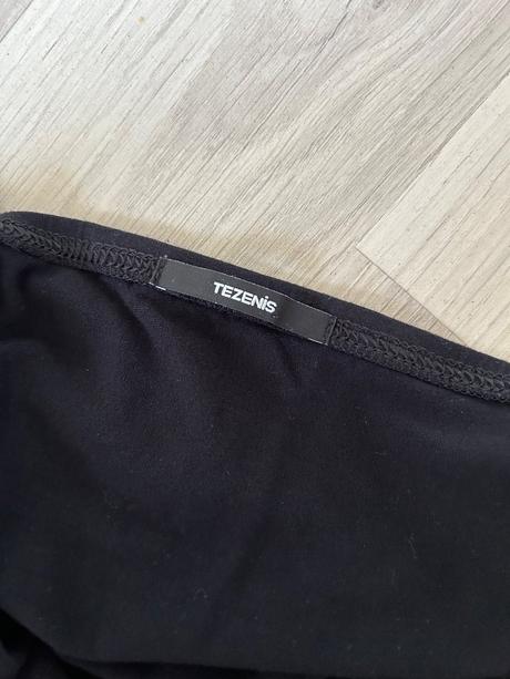 Čierny top bez ramienok, tezenis,s