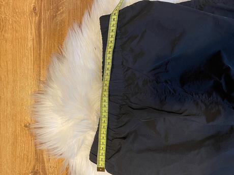 Kapsacove nohavice, 146