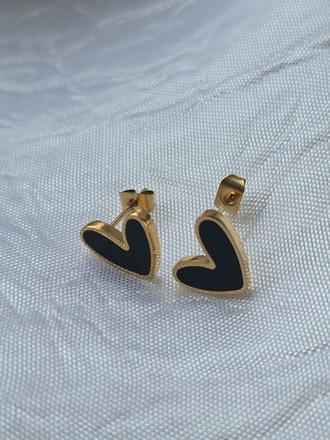 Náušnice z chirurgickej ocele, 