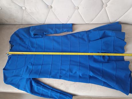 Šaty s dlhým rukávom, s