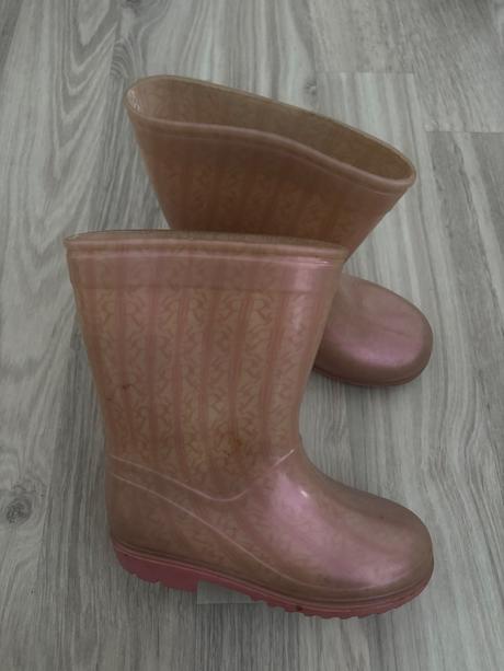 Gumáky river island 25,5, river island,25