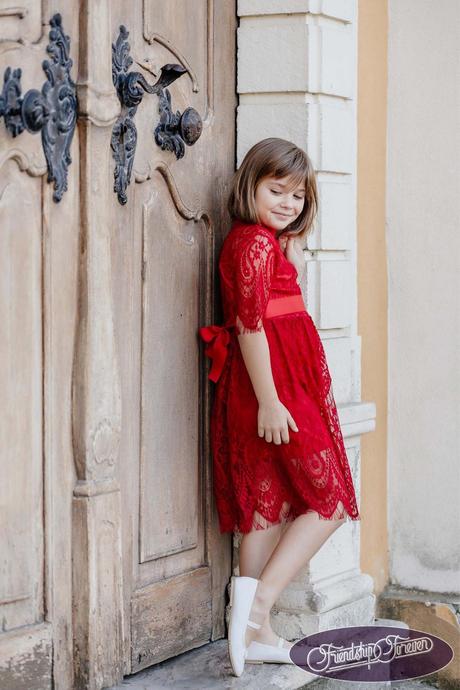 Dievčenské šatičky - nové- rôzne veľkosti a druhy, 98 - 158