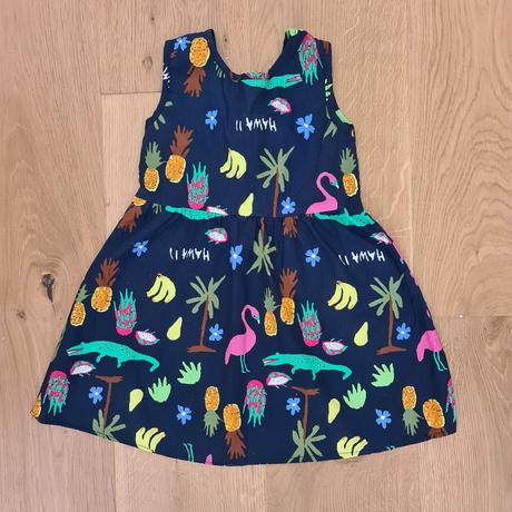 Vesele saty s peknym chrbatikom, 98