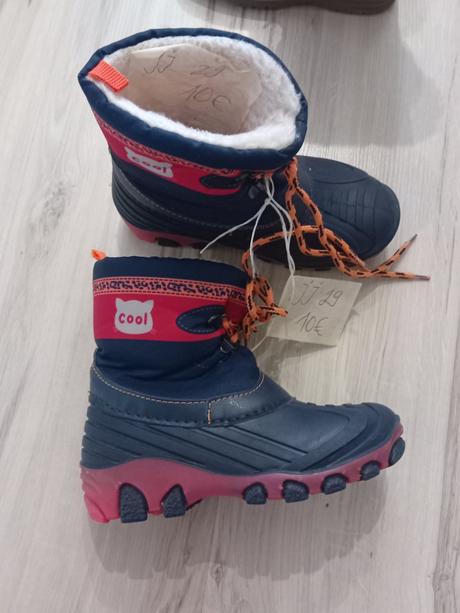 Snehule, deichmann,29