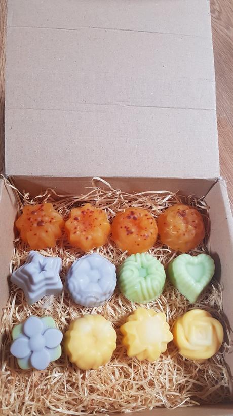 Mydielka s esencialnymi olejmi,