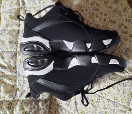 Tenisky neznačené, 38