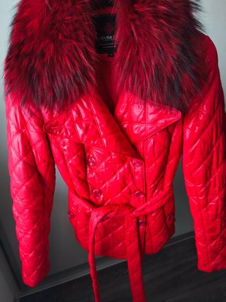 Bundicka s pravou kozusinkou, s