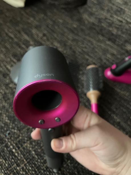 Casdon dyson hračky supersonic a corrale,