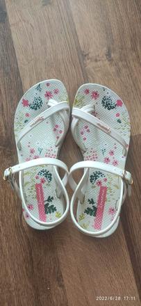 Sandalky ipanema, 33