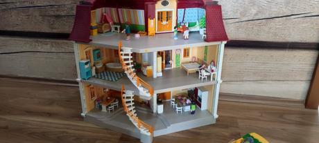 3-poschodovy dom playmobil, 