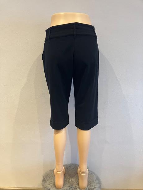 Dámske kraťasy elegantné čierne, pimkie,s