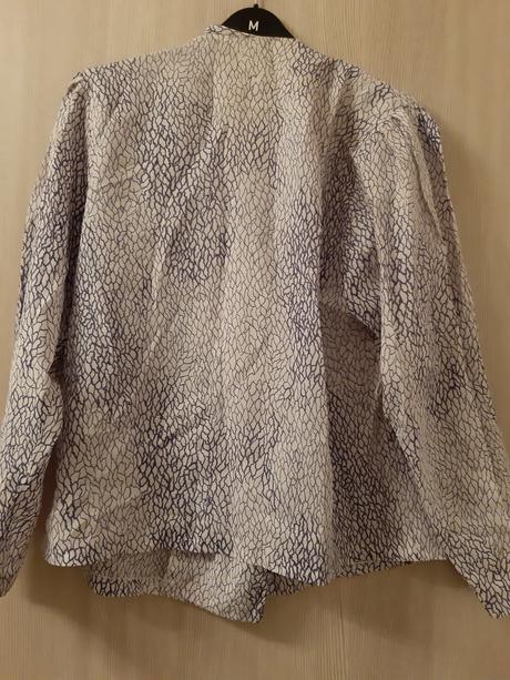 Damsky retro kostym, 40