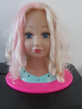 Bábika - česacia hlava,