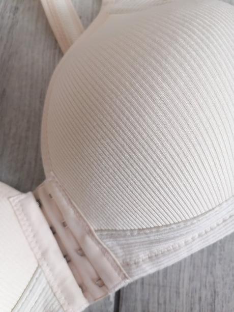 Podprsenka zo zapínaním vpredu xl, xl