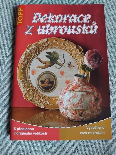 Dekorace z ubrousku,