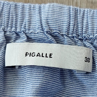 Pásikavý vyšívaný top, 38