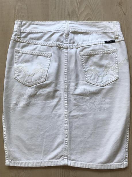 Biela riflova sukna, sisley,s