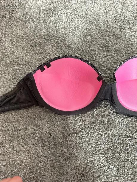 Pink čierno šedá podprsenka 32d, victoria's secret,70d