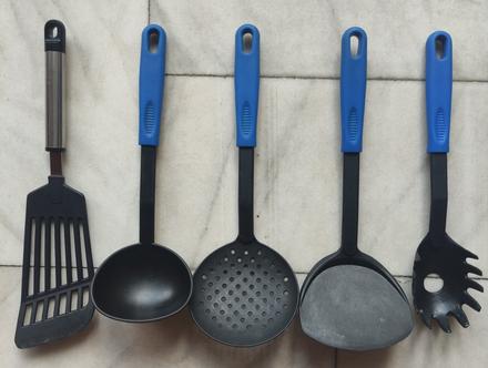 Rôzne retro kuchynské náradie, 