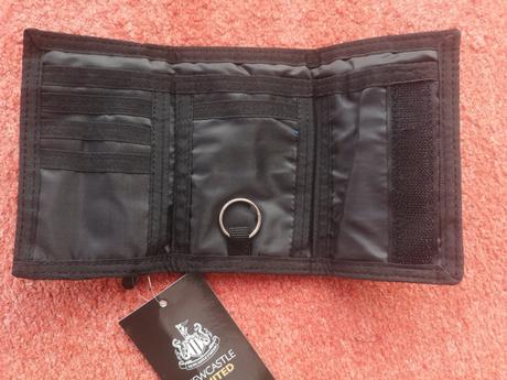 Newcastle peňaženka, 