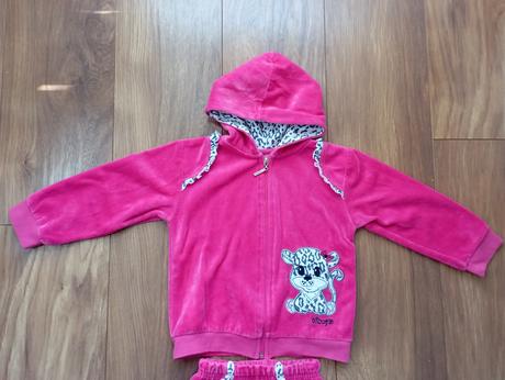 Velurova súprava v 104, 104