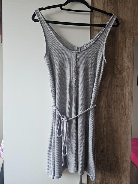 Šaty na ramienka, pull&bear,s