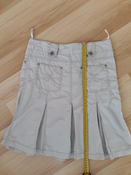Letna balonova sukna s vreckami v.36/38, f&f,38