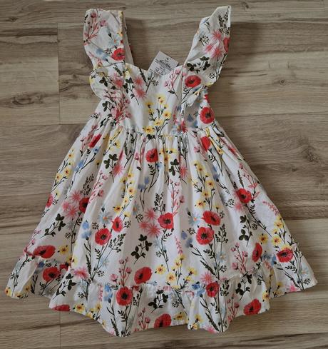 Krásne šaty na predaj, f&f,98