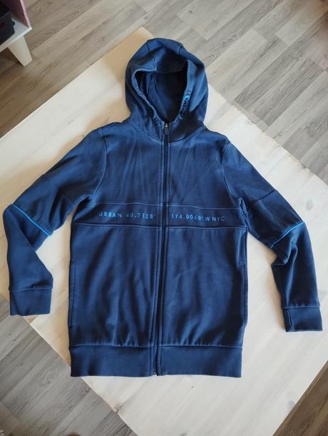 Mikina s vreckami, f&f,146