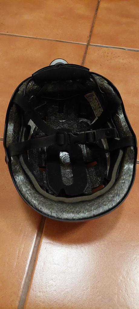 Prilba na bicykel, kolobezku velk.s, s