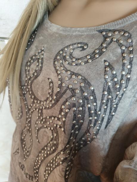 Svetrik s aplikaciou m/l, l