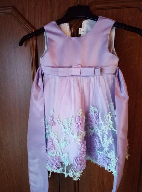 Levanduľovè šaty pre princezničku, 86
