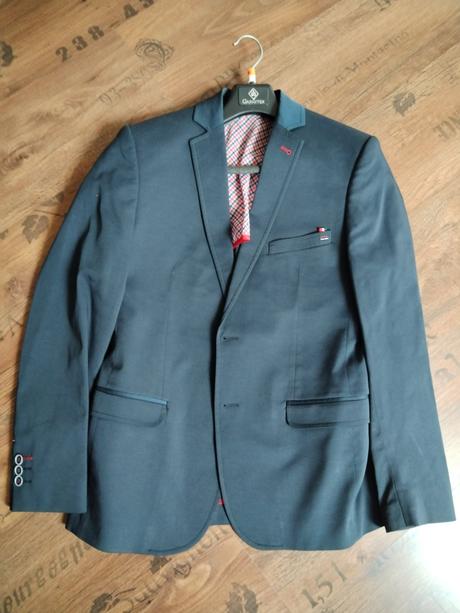 Chlapčenský oblek, 170