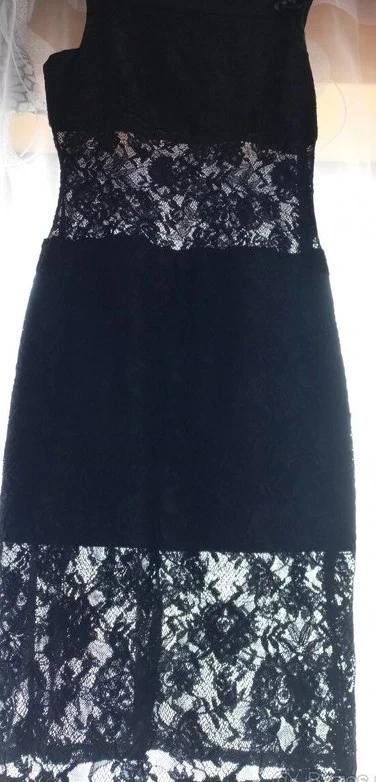 Krajkové kokteilové šaty, m