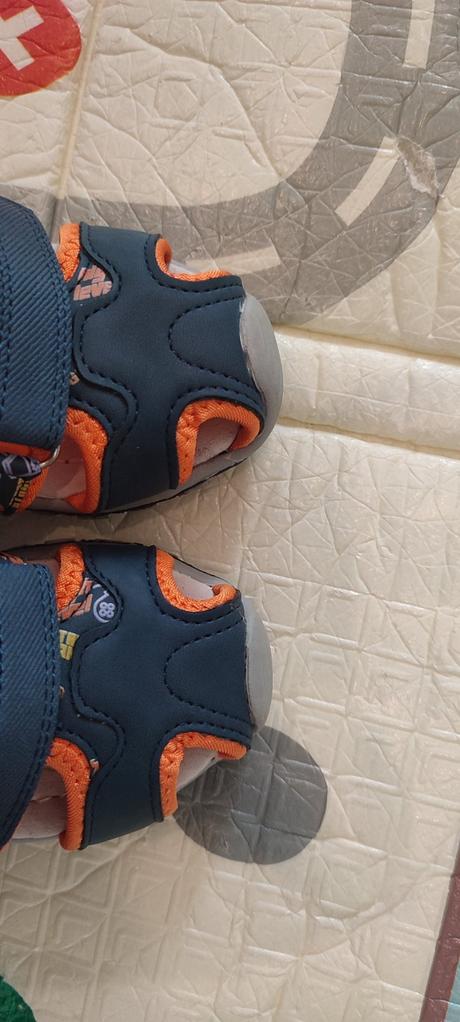 Sandálky baťa 25, bubble gummers,25