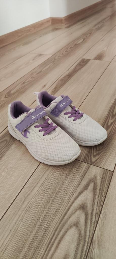 Tenisky, champion,33