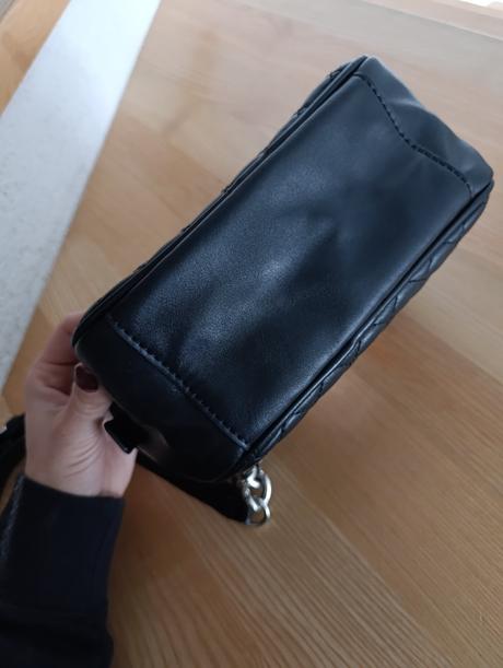 Čierna kabelka guess, guess