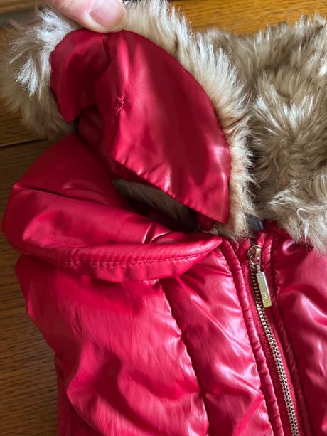 Prekrásna vesta mayoral s kožušinkovým golierom, mayoral,128