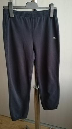 Tepláky, domyos,152