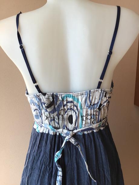 Pekné šaty /38, 38