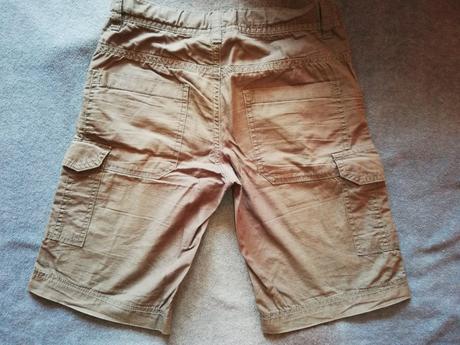 Šedé kraťasy č. 140, 140