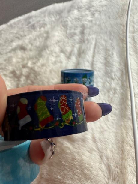 Vianocne lepiace pasky,