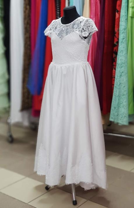 Šaty na svate prijimanie, 152