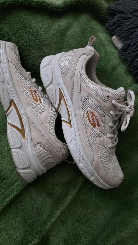Botasky skecers 40, skechers,40
