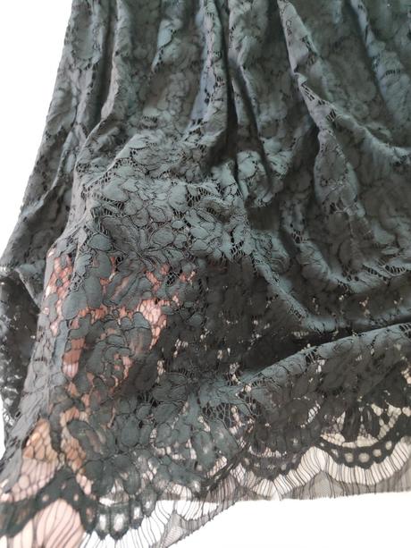 Čipkovaná sukňa, s